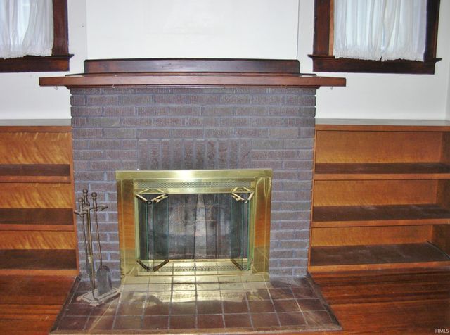 2731 Hillcrest Terrace, Evansville, IN 47712