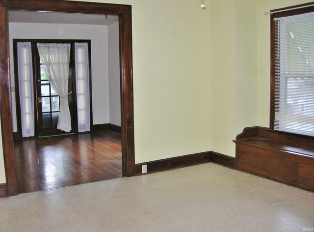 2731 Hillcrest Terrace, Evansville, IN 47712