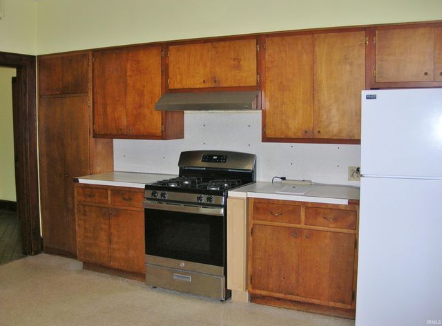 2731 Hillcrest Terrace, Evansville, IN 47712