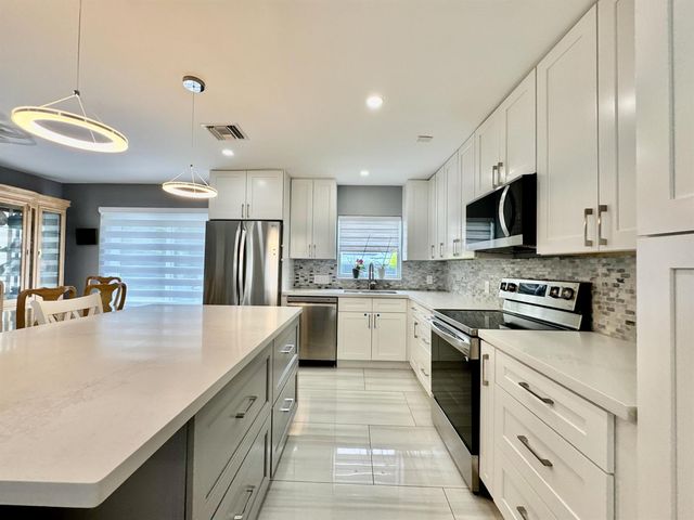 11122 Landsman Street, Boca Raton, FL 33428