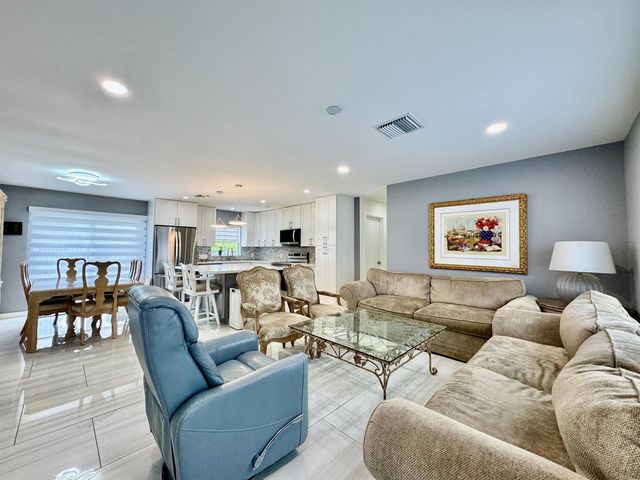 11122 Landsman Street, Boca Raton, FL 33428