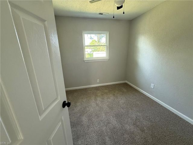 5628 Aurora DR, Virginia Beach, VA 23455