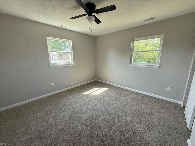 5628 Aurora DR, Virginia Beach, VA 23455