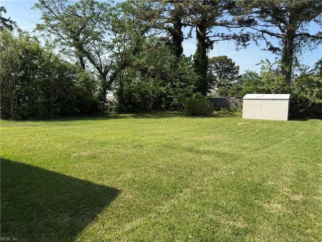 5628 Aurora DR, Virginia Beach, VA 23455