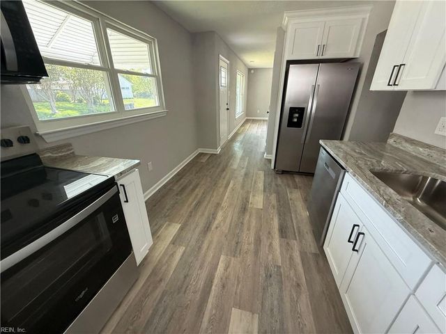 5628 Aurora DR, Virginia Beach, VA 23455