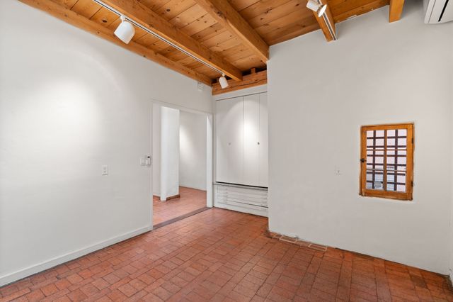 634 Canyon, Santa Fe, NM 87501