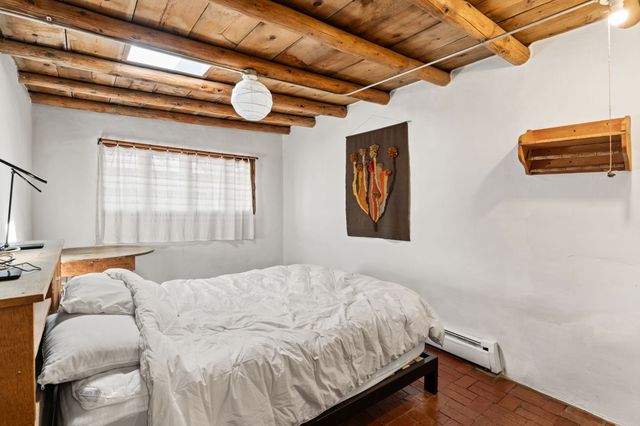 634 Canyon, Santa Fe, NM 87501