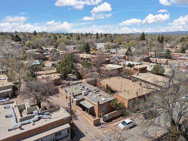 634 Canyon, Santa Fe, NM 87501