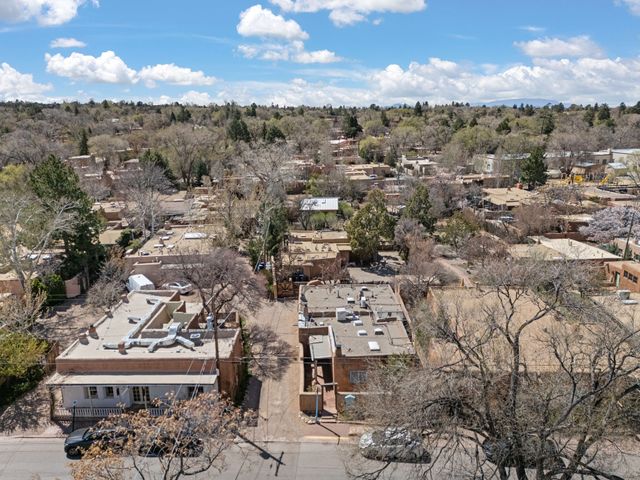 634 Canyon, Santa Fe, NM 87501