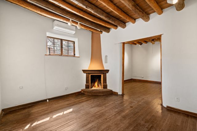 634 Canyon, Santa Fe, NM 87501