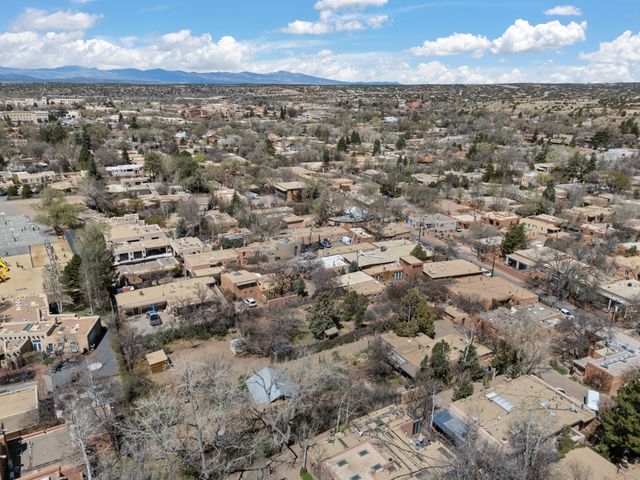 634 Canyon, Santa Fe, NM 87501