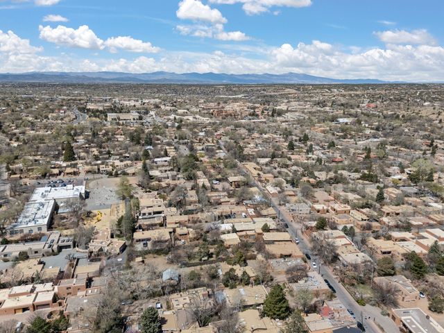 634 Canyon, Santa Fe, NM 87501