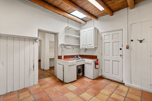 634 Canyon, Santa Fe, NM 87501