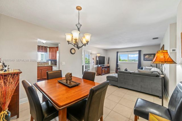 1818 Rodman St 4A, Hollywood, FL 33020