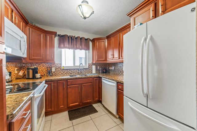 1818 Rodman St 4A, Hollywood, FL 33020