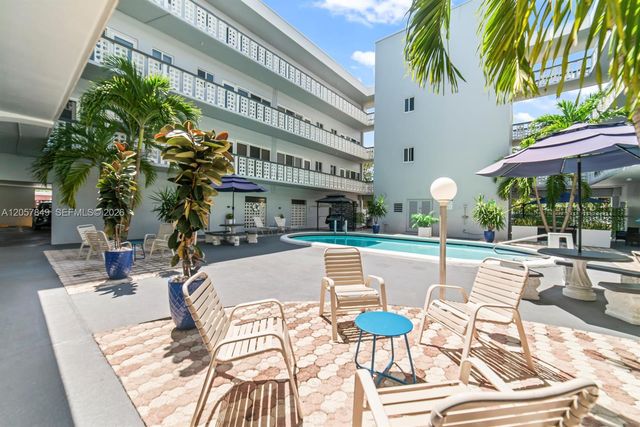 1818 Rodman St 4A, Hollywood, FL 33020