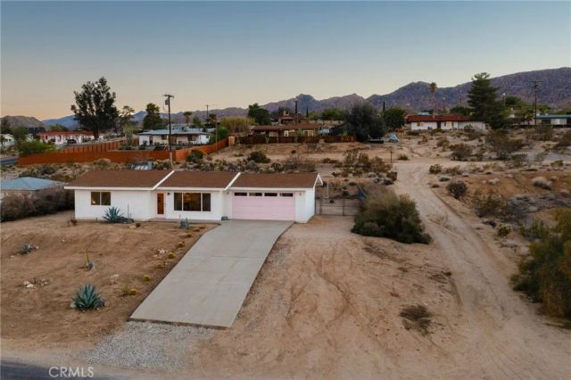 61773 Crest Circle, Joshua Tree, CA 92252