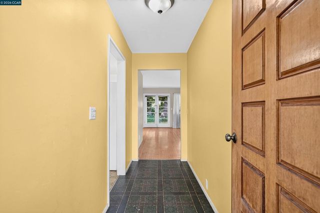 4175 Coulombe Dr, Palo Alto, CA 94306