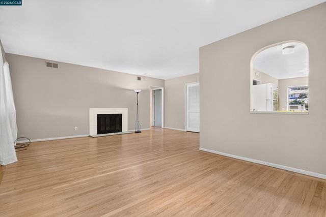 4175 Coulombe Dr, Palo Alto, CA 94306