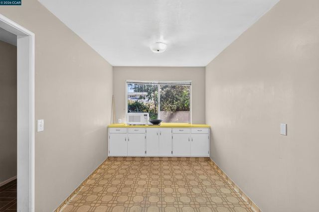 4175 Coulombe Dr, Palo Alto, CA 94306