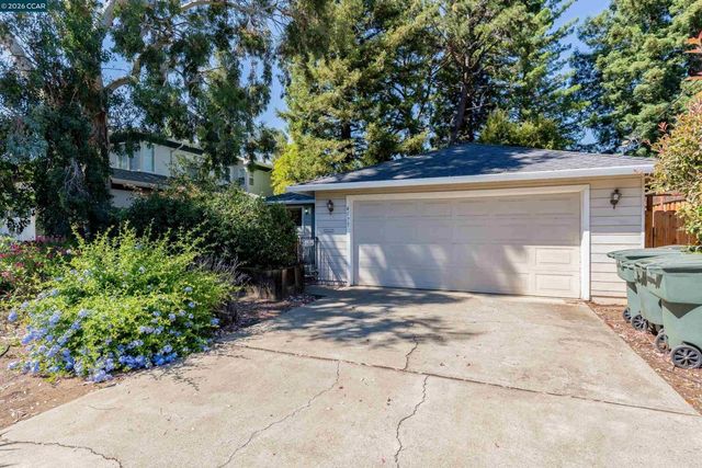 4175 Coulombe Dr, Palo Alto, CA 94306