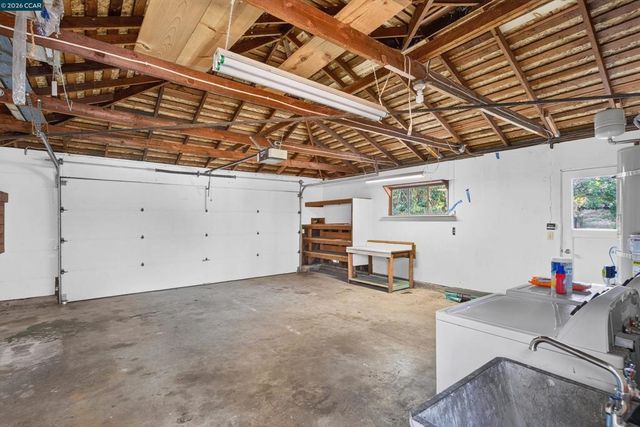 4175 Coulombe Dr, Palo Alto, CA 94306