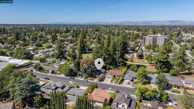 4175 Coulombe Dr, Palo Alto, CA 94306