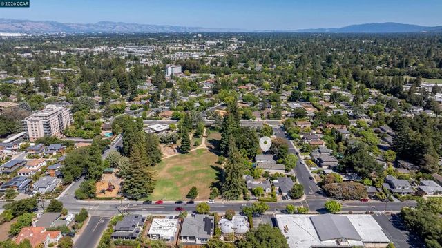 4175 Coulombe Dr, Palo Alto, CA 94306