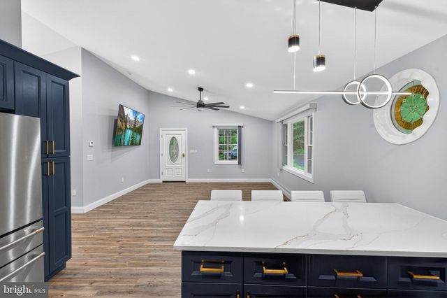11225 ARBUTUS AVE, Bradshaw, MD 21087