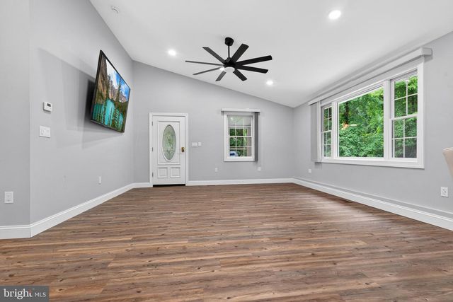 11225 ARBUTUS AVE, Bradshaw, MD 21087