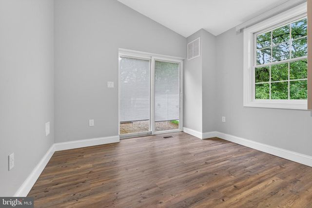 11225 ARBUTUS AVE, Bradshaw, MD 21087