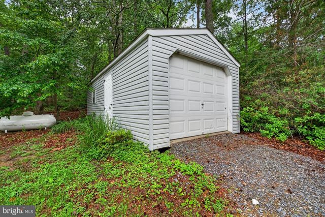 11225 ARBUTUS AVE, Bradshaw, MD 21087