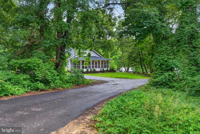 11225 ARBUTUS AVE, Bradshaw, MD 21087