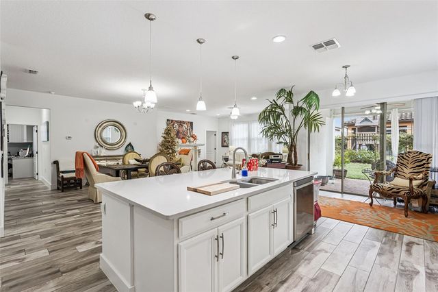 219 LUGANO WAY, Debary, FL 32713