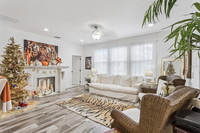 219 LUGANO WAY, Debary, FL 32713