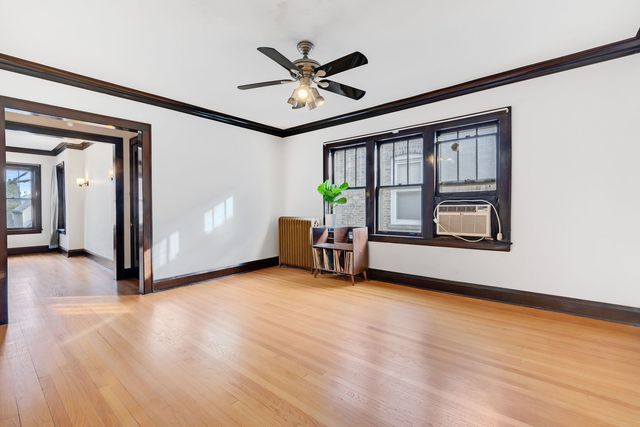 3730 N Richmond Street, Chicago, IL 60618