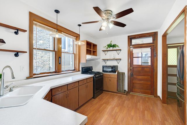 3730 N Richmond Street, Chicago, IL 60618