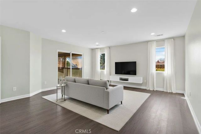 15876 Dale Evans, Apple Valley, CA 92307