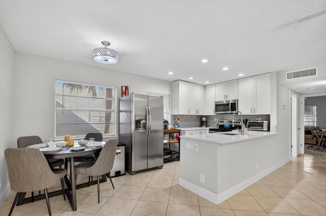 805 Flanders Q 805, Delray Beach, FL 33484