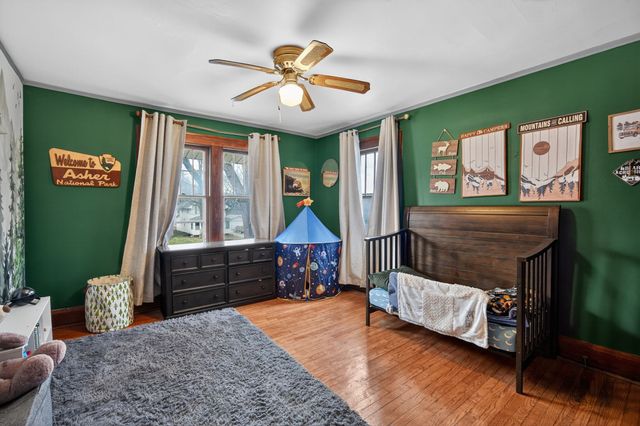 1518 E 9th Street, Des Moines, IA 50316