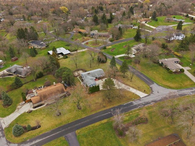 18635 Benington DRIVE, Brookfield, WI 53045