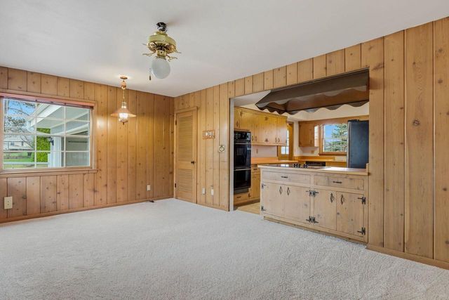 18635 Benington DRIVE, Brookfield, WI 53045