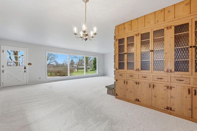 18635 Benington DRIVE, Brookfield, WI 53045