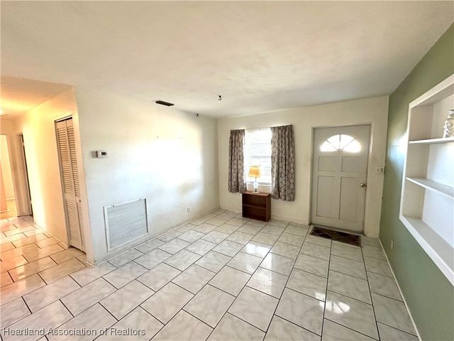 2110 Cleveland Road, Sebring, FL 33870