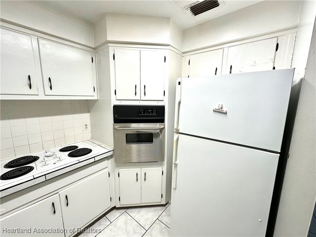 2110 Cleveland Road, Sebring, FL 33870