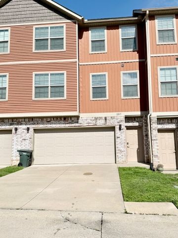 287 S Breakwater Lane, Fayetteville, AR 72704