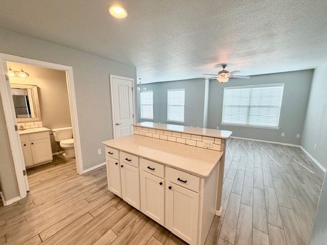 287 S Breakwater Lane, Fayetteville, AR 72704