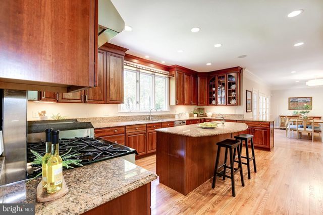 12710 TRAVILAH, Potomac, MD 20854