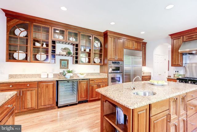 12710 TRAVILAH, Potomac, MD 20854