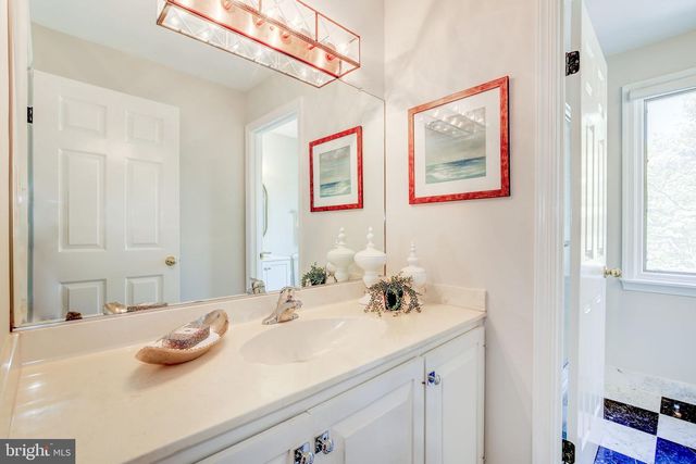 12710 TRAVILAH, Potomac, MD 20854